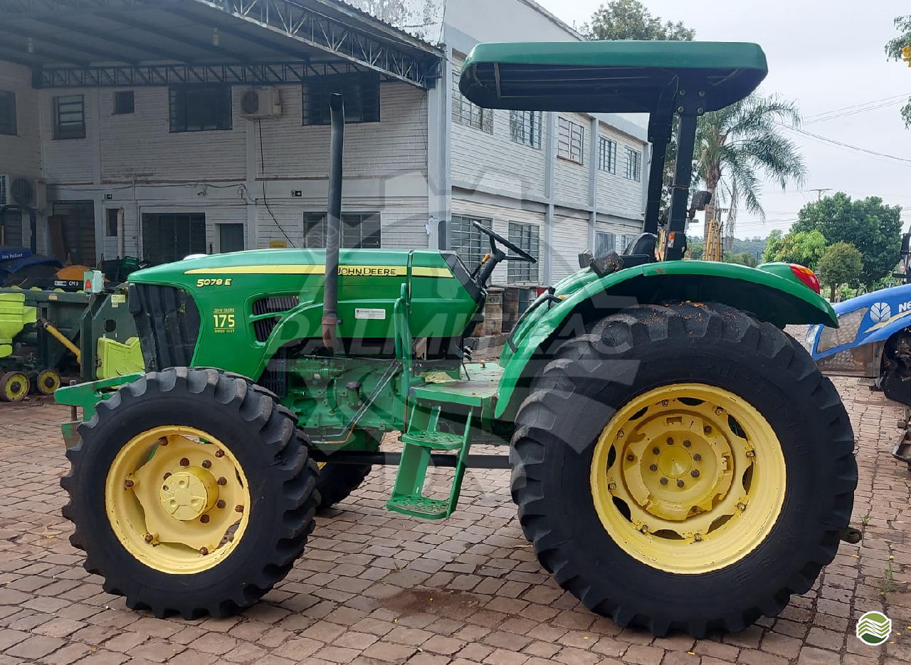 TRATOR JOHN DEERE JOHN DEERE 5078E Palmitrac - New Holland PALMEIRA DAS MISSOES RIO GRANDE DO SUL RS